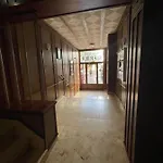 Edificio Sierra, Número 35 *
