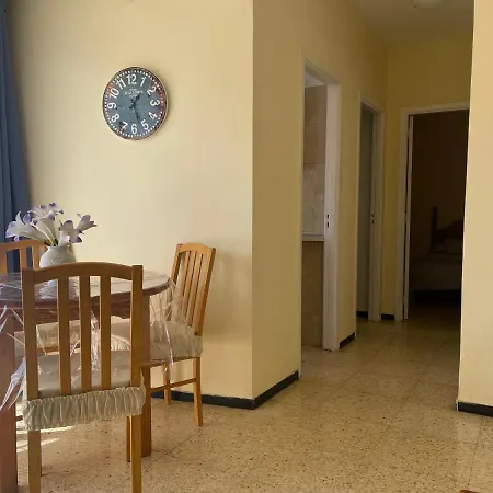 Edificio Sierra, 35 아파트 로스크리스티아노스