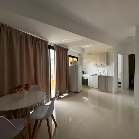 Apartment Edificio Sierra, Numero 35 Los Cristianos (Tenerife)