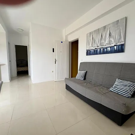 Edificio Sierra, Numero 35 Apartment *