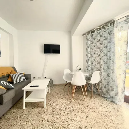 Edificio Sierra, Numero 35 * Los Cristianos (Tenerife)