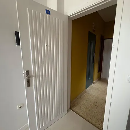 Appartamento Edificio Sierra, Numero 35 *