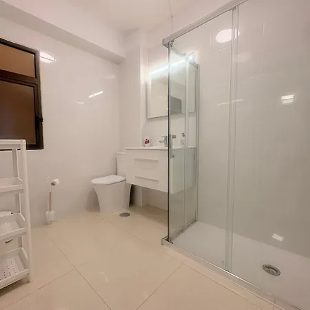 Edificio Sierra, Numero 35 * Los Cristianos (Tenerife)