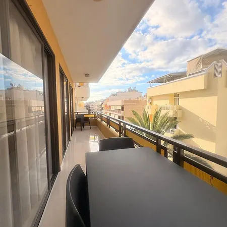 Edificio Sierra, Numero 35 Los Cristianos (Tenerife)