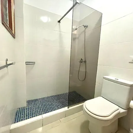 Edificio Sierra, Numero 35 לוס כריסטיאנוס